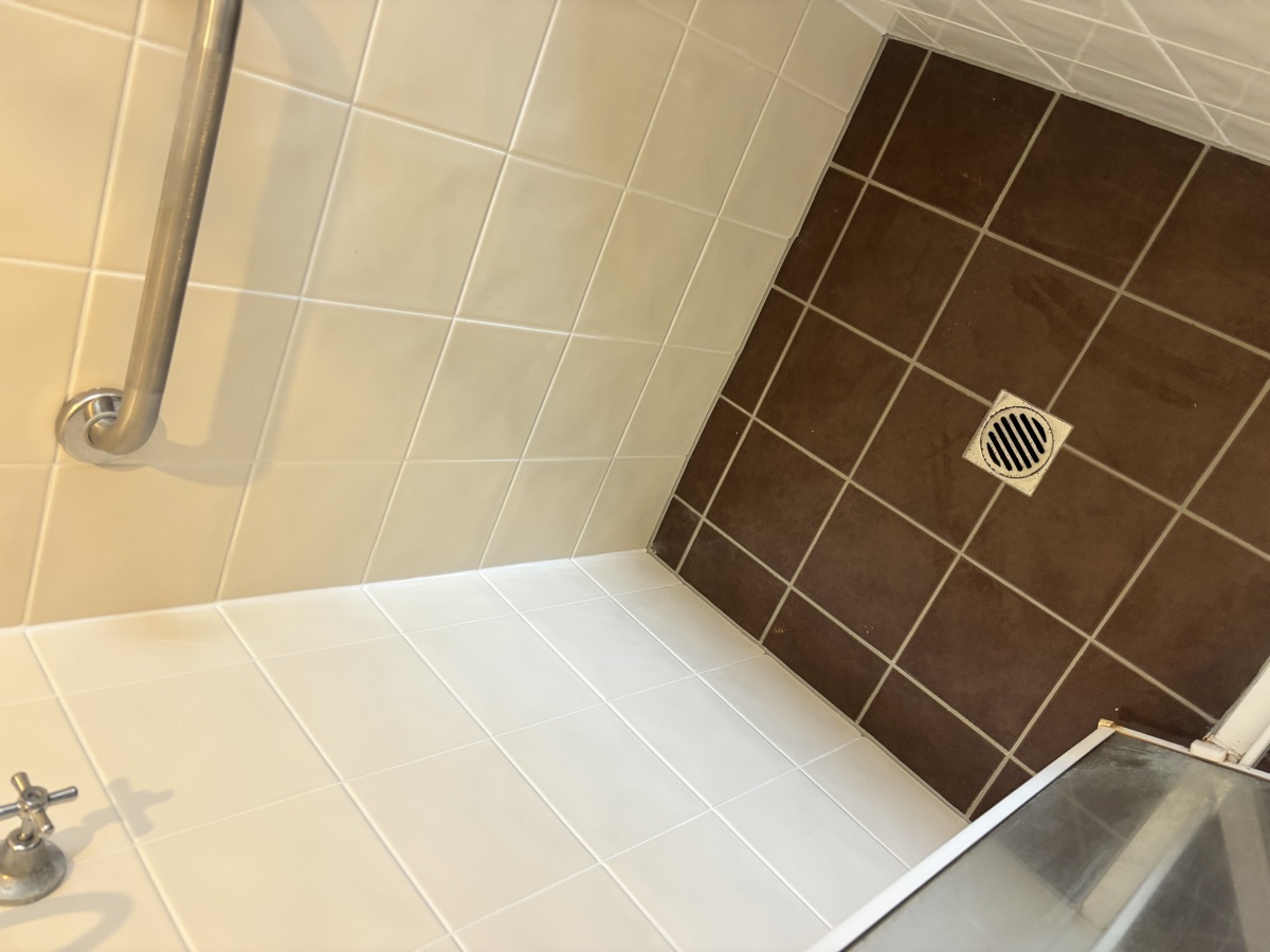 Shower after regrouting