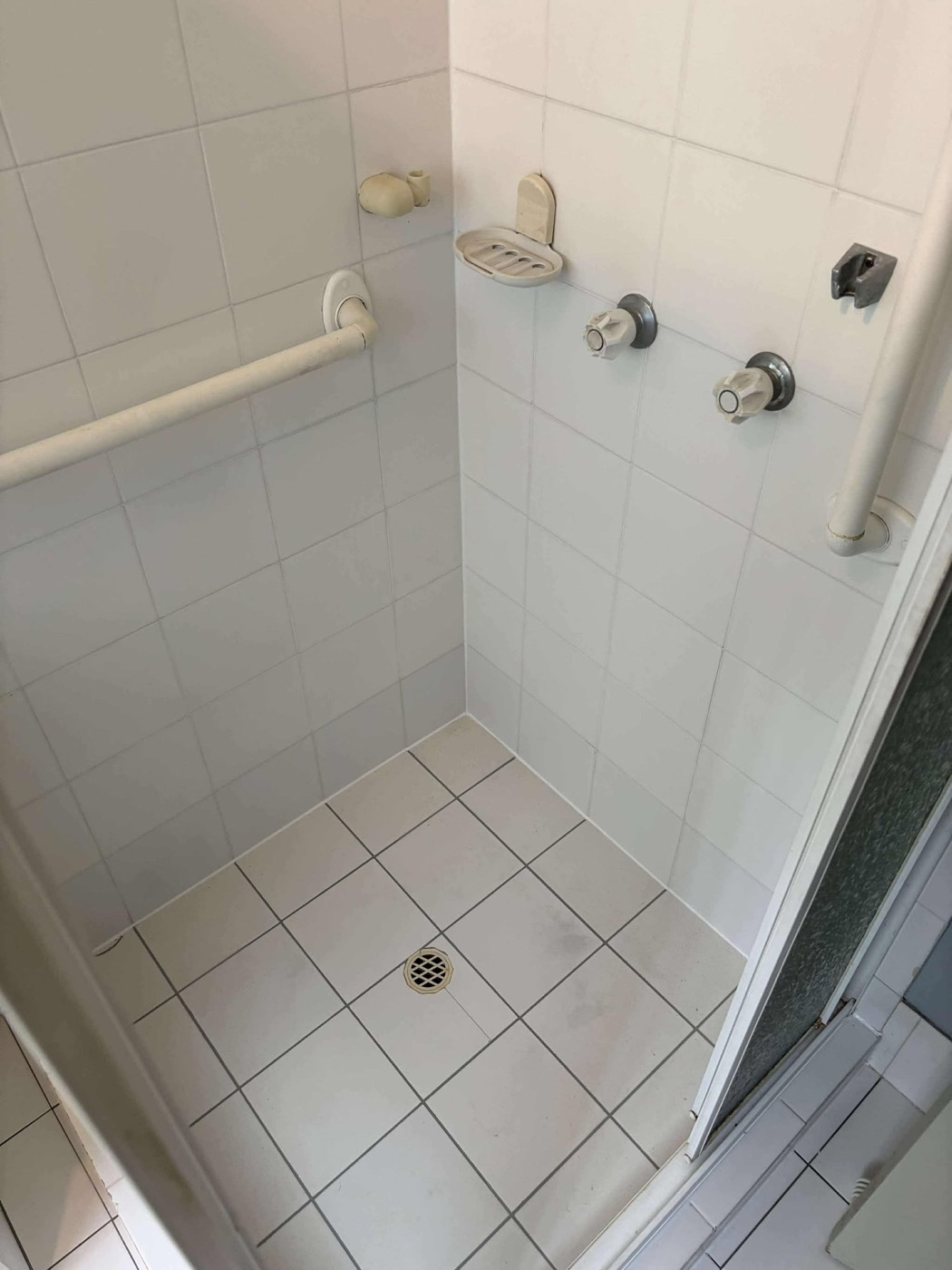 Elite Grout regrouting and sealing work, Gold Coast